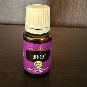 Young Living En-R-Gee essential oil
